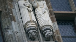 Statue von Katharina Henot am Kölner Rathausturm