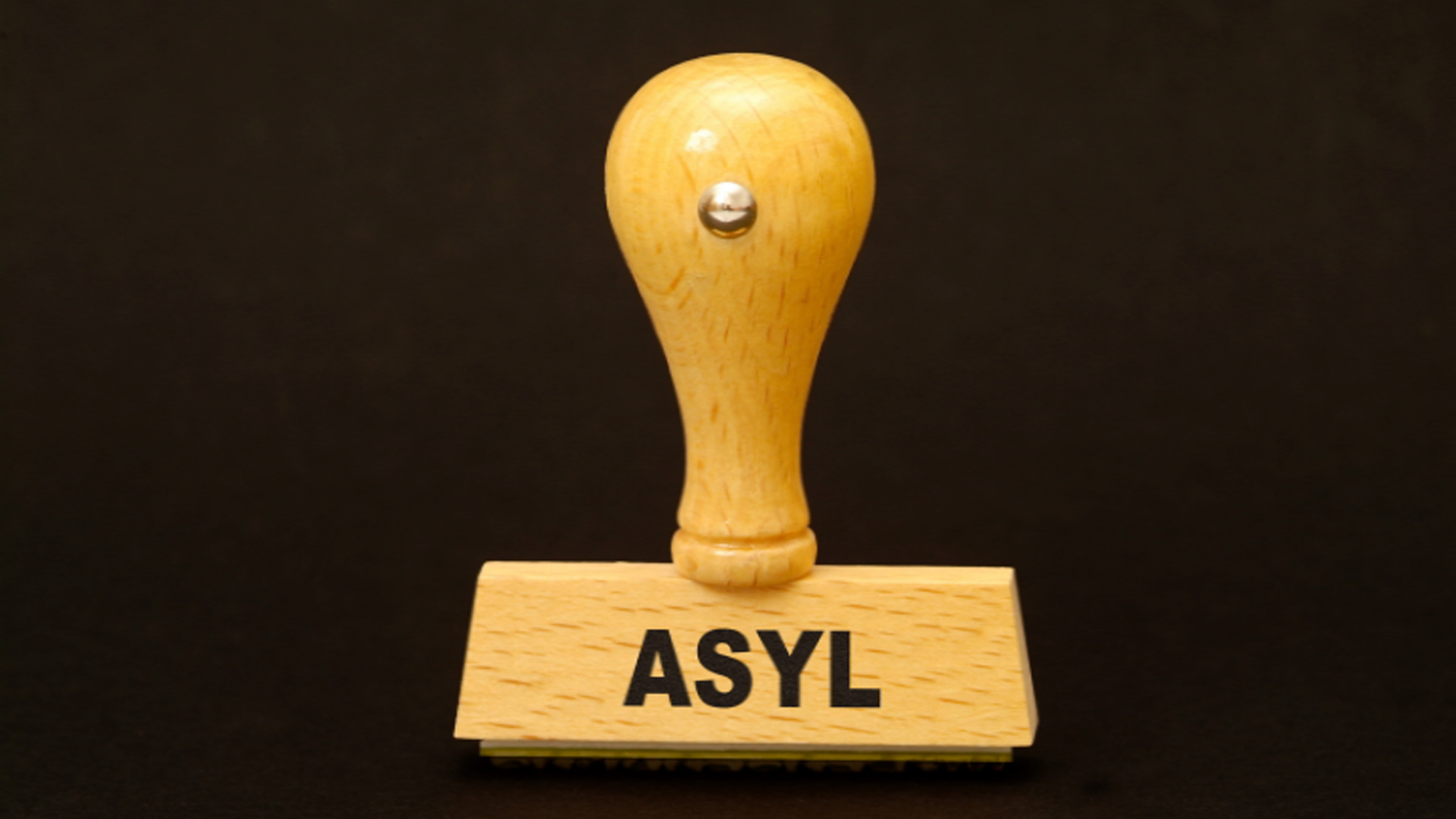 Stempel mit der Aufschrift "Asyl".