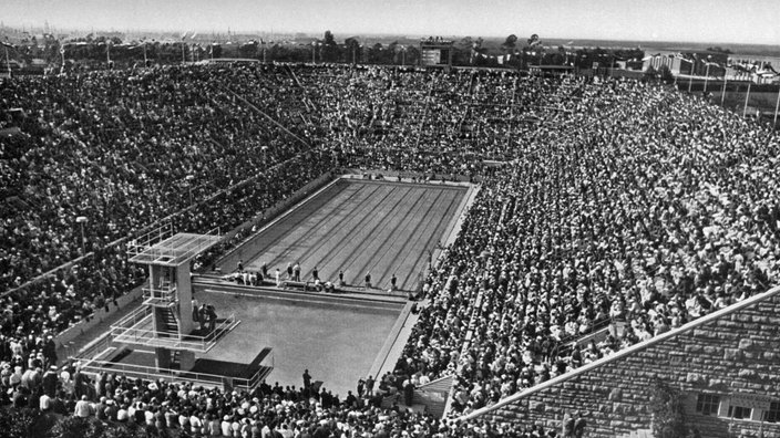 Das Schwimmstadion bei der Olympiade 1936 in Berlin 